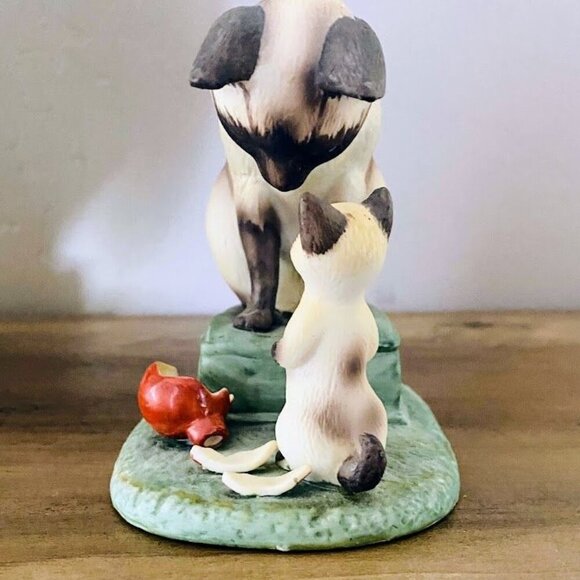 1985 Roman Irene Spencer Christmas Morning Siamese Cats Figurine - Picture 3 of 4